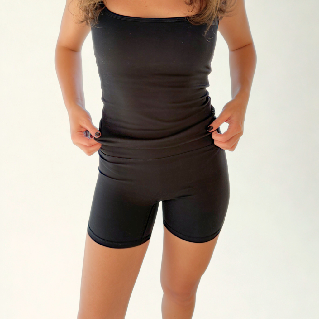 NADI Form Biker Short 5"